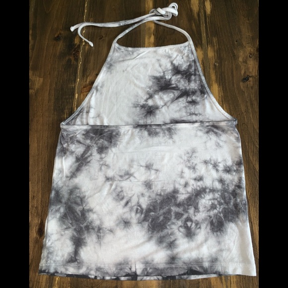 AMERICAN EAGLE🌟 Tie Die Halter Top - Picture 2 of 3